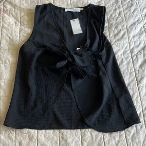 ASTR the label Sleeveless Top